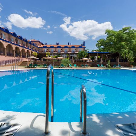 Hotel Fuente Las Piedras Кабра Екстер'єр фото