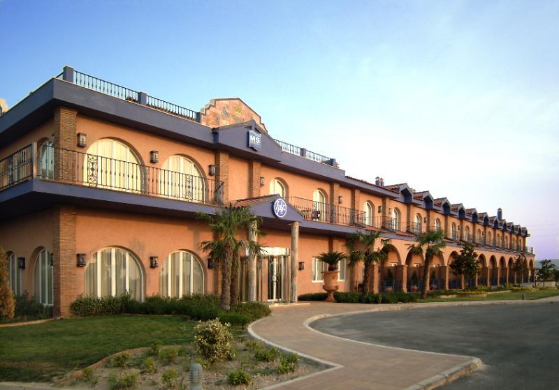 Hotel Fuente Las Piedras Кабра Екстер'єр фото