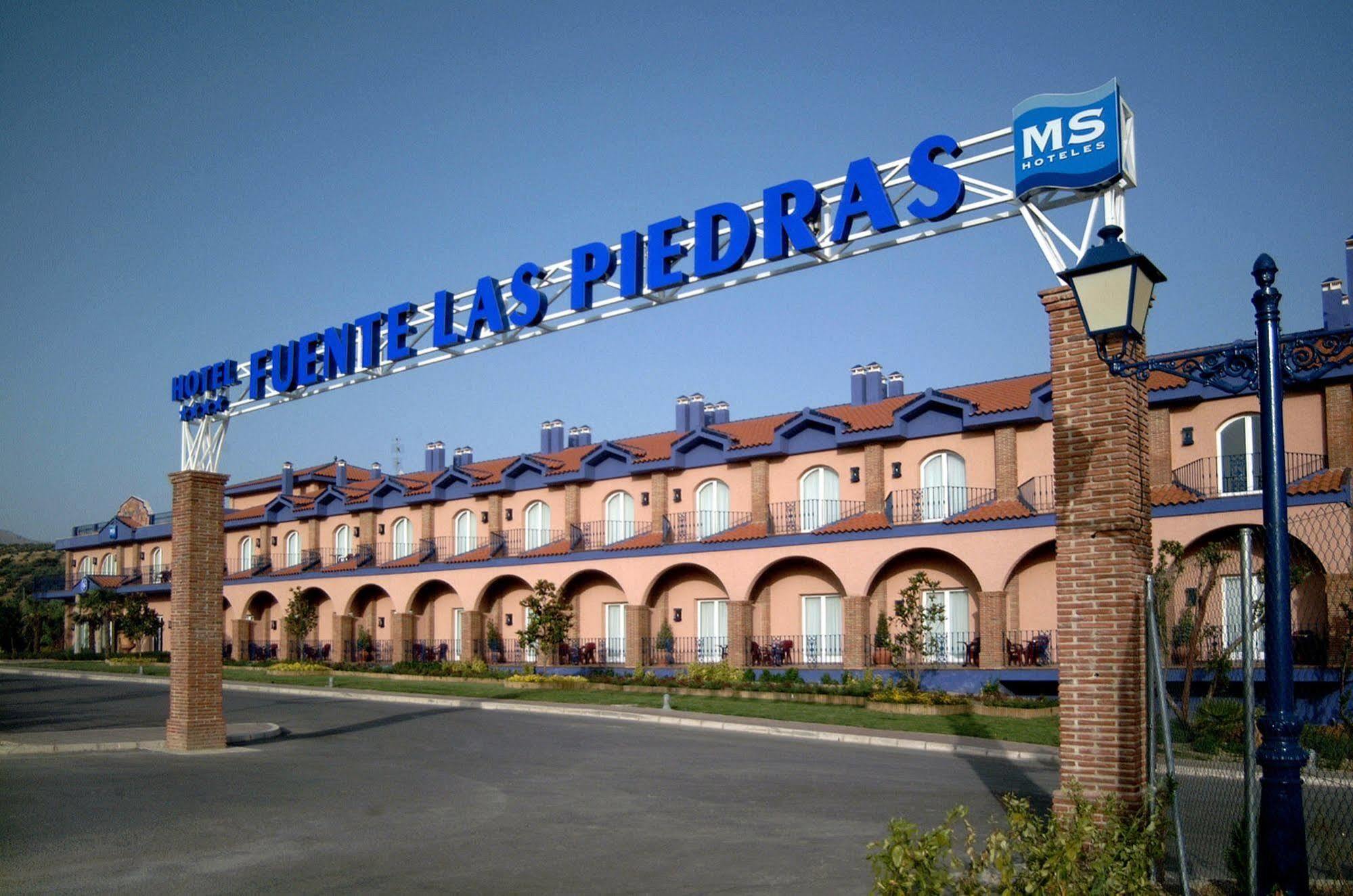 Hotel Fuente Las Piedras Кабра Екстер'єр фото