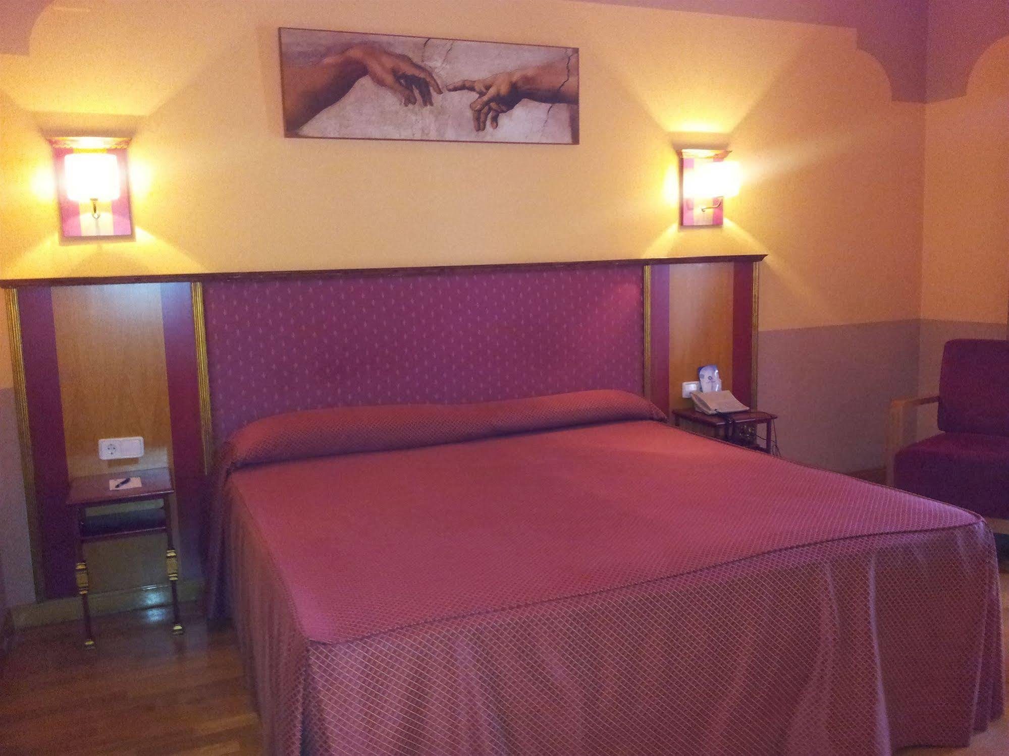 Hotel Fuente Las Piedras Кабра Екстер'єр фото