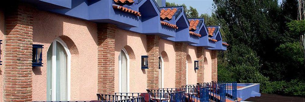 Hotel Fuente Las Piedras Кабра Екстер'єр фото